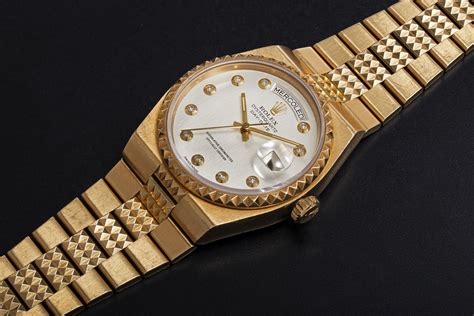 rolex pyramid bezel